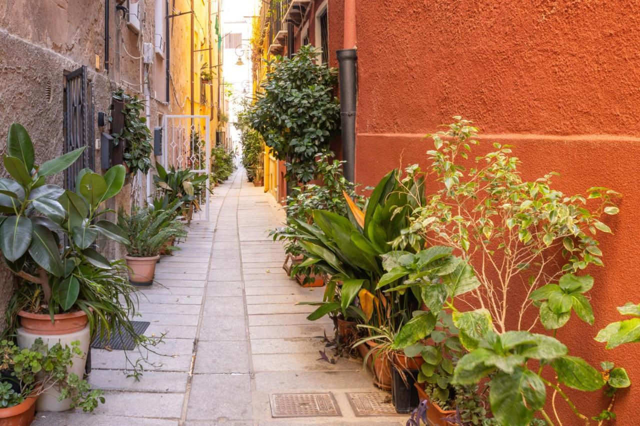 Casa Vacanze Nel Cuore Di Cagliari Buitenkant foto